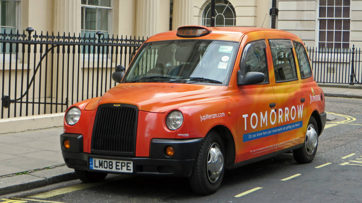 elektryczne taksówki, ładowanie bezprzewodowe, taksówki w Nottingham, taksówki EV