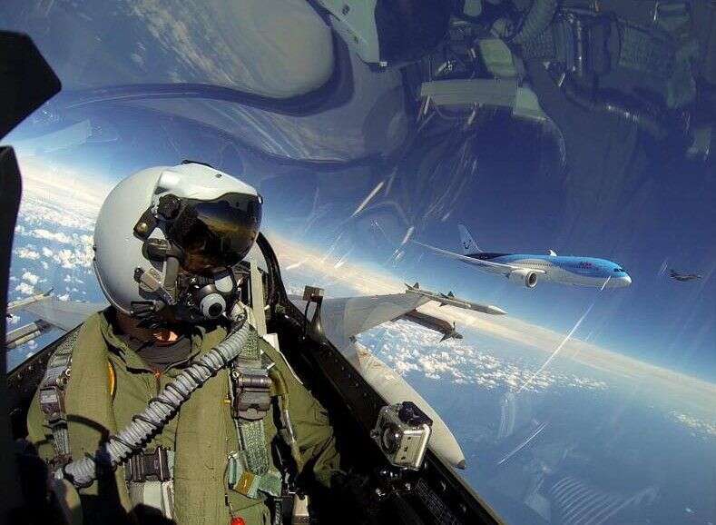 F16_pilot_selfie