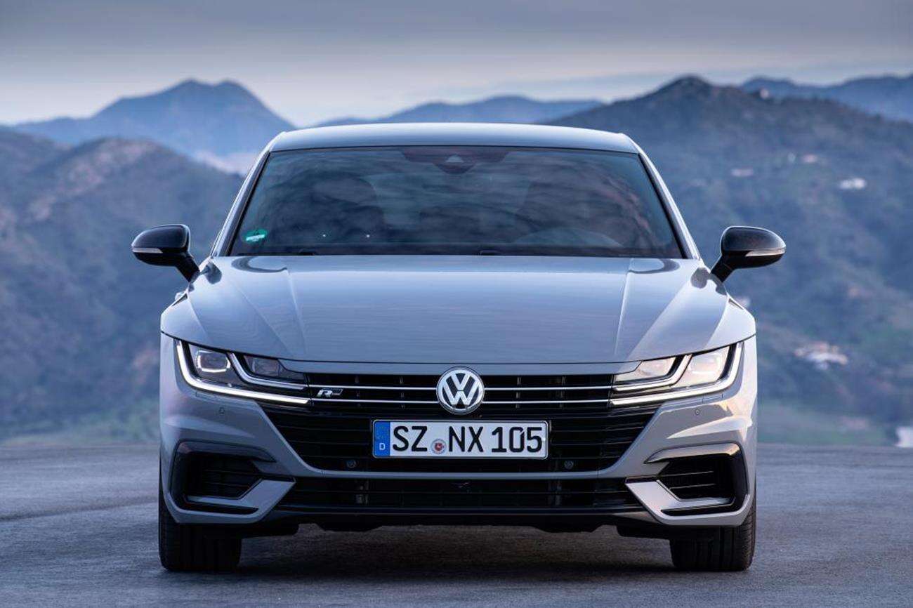 Volkswagen 2020 купить. Фольксваген Arteon 2020. VW Passat Arteon 2020. Фольксваген Артеон 2022. VW лифтбек 2020 года.