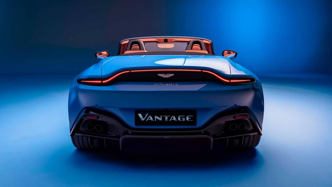 Roadster Aston Martin Vantage 2021 kabrioletem z najszybciej składającym się dachem