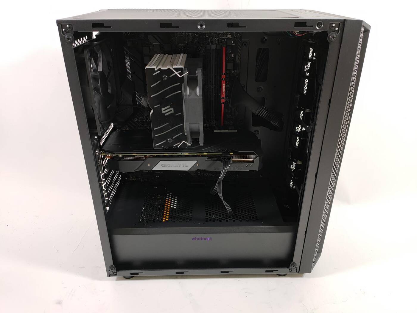 test SilverStone Fara B1, recenzja SilverStone Fara B1, review SilverStone Fara B1, opinia SilverStone Fara B1, cena SilverStone Fara B1