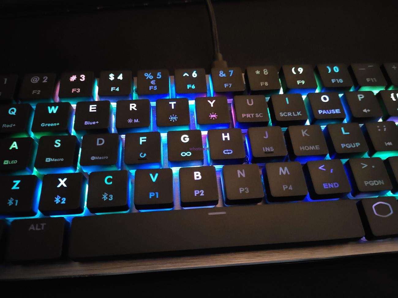 Test miniaturowej klawiatury mechanicznej Cooler Master SK621