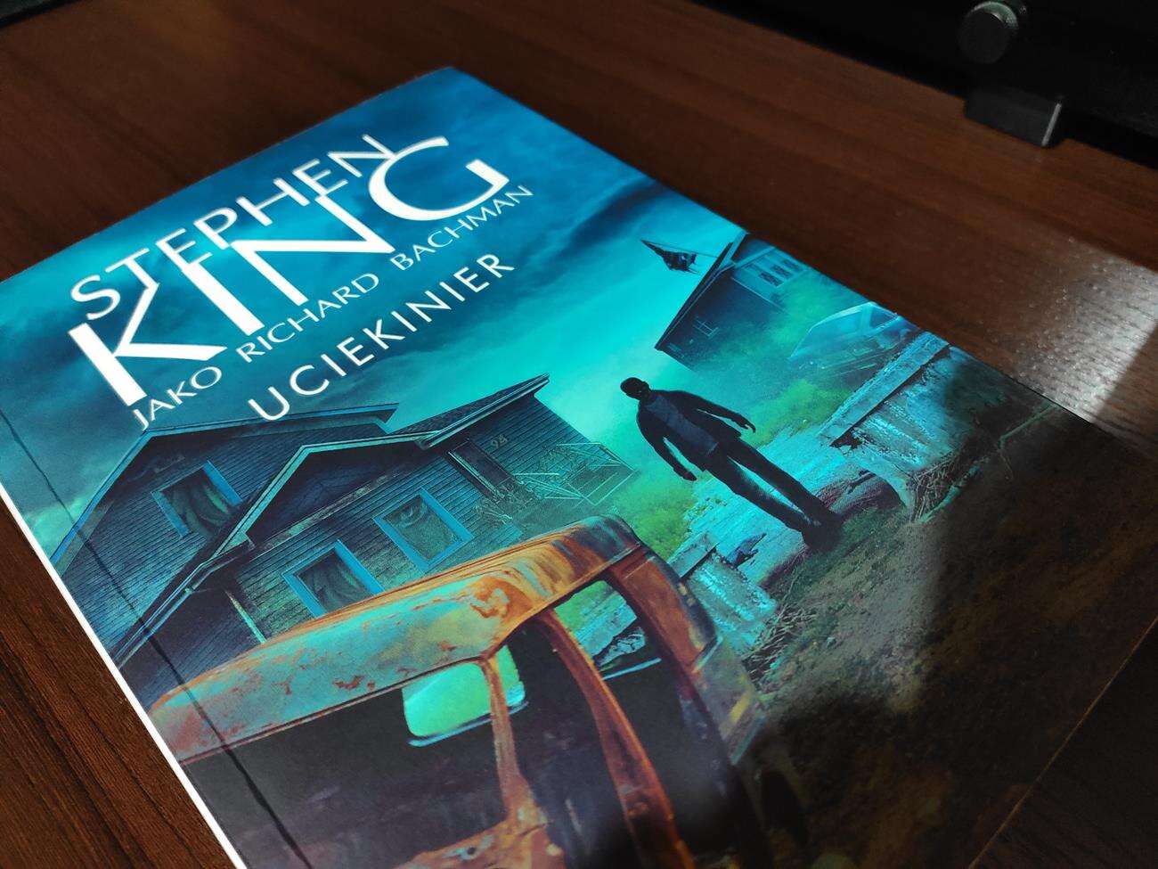 Stephen King, Uciekinier, recenzja Uciekinier, Sensbook