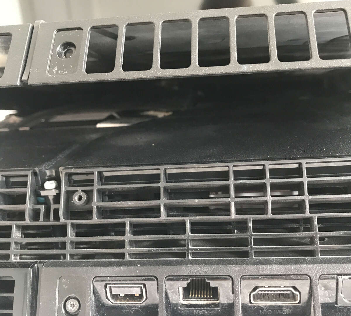 Czyszczenie radiatora PS4. Po latach, w miarę uciszyłem konsolę