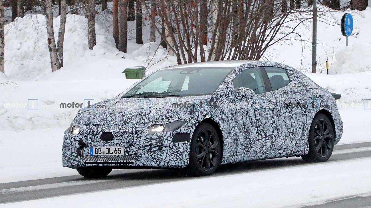 Elektryczny odpowiednik E-klasy Mercedesa, czyli EQE 2023