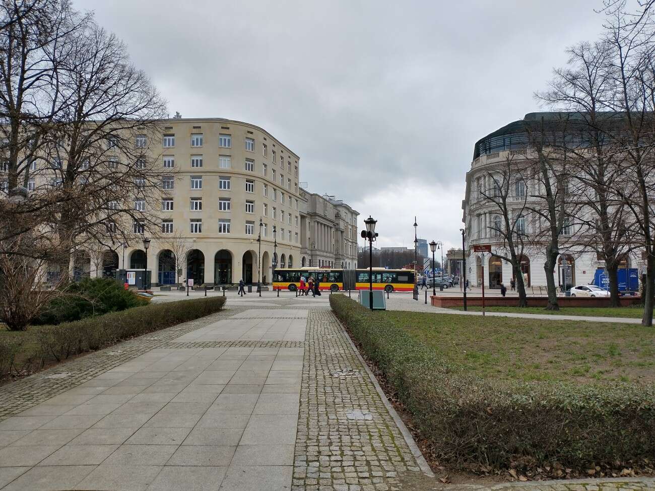 Test telefonu Motorola Moto G8 Power. Najbardziej kompletna Motorola jakiej mi brakowało