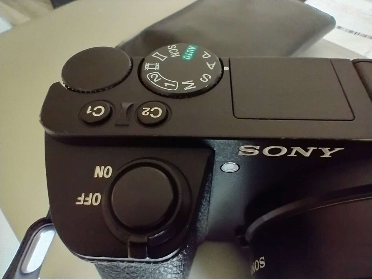 Test telefonu Motorola Moto G8 Power. Najbardziej kompletna Motorola jakiej mi brakowało