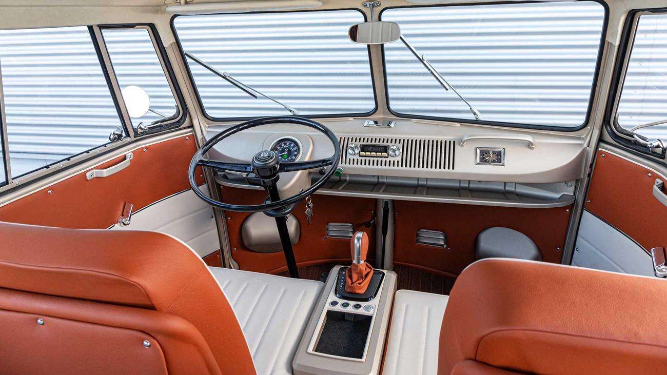 Klasyczny busik Volkswagena przerobiony na elektryczne cacko