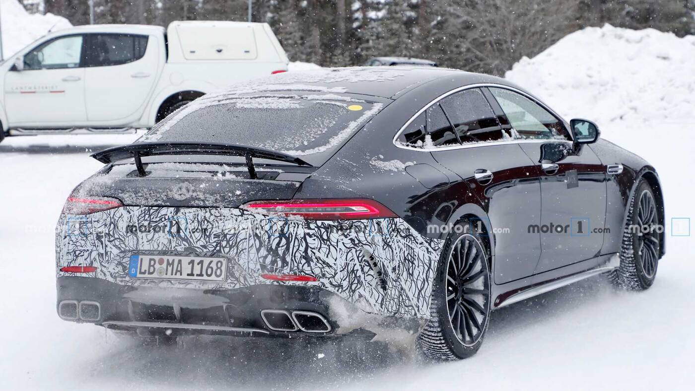 Mercedes-AMG GT 73 dostrzeżony w hybrydowej wersji