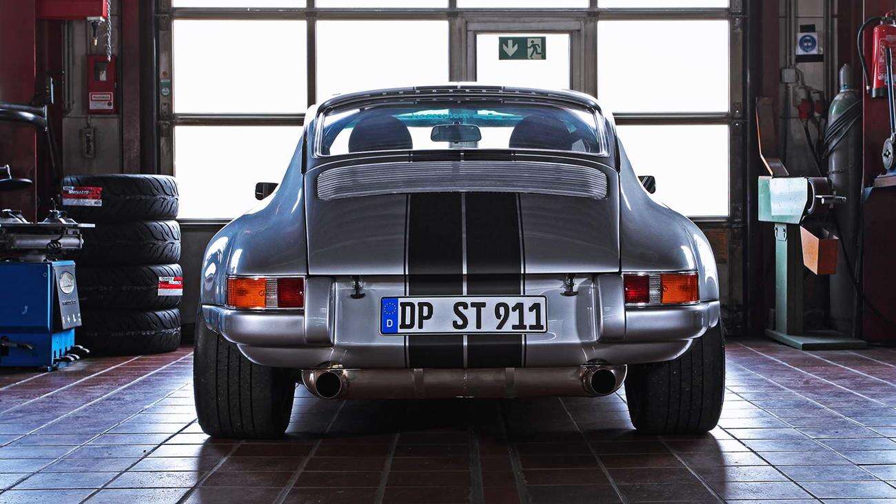 Oto przeniesione w czasie Porsche 911 z 1985 roku