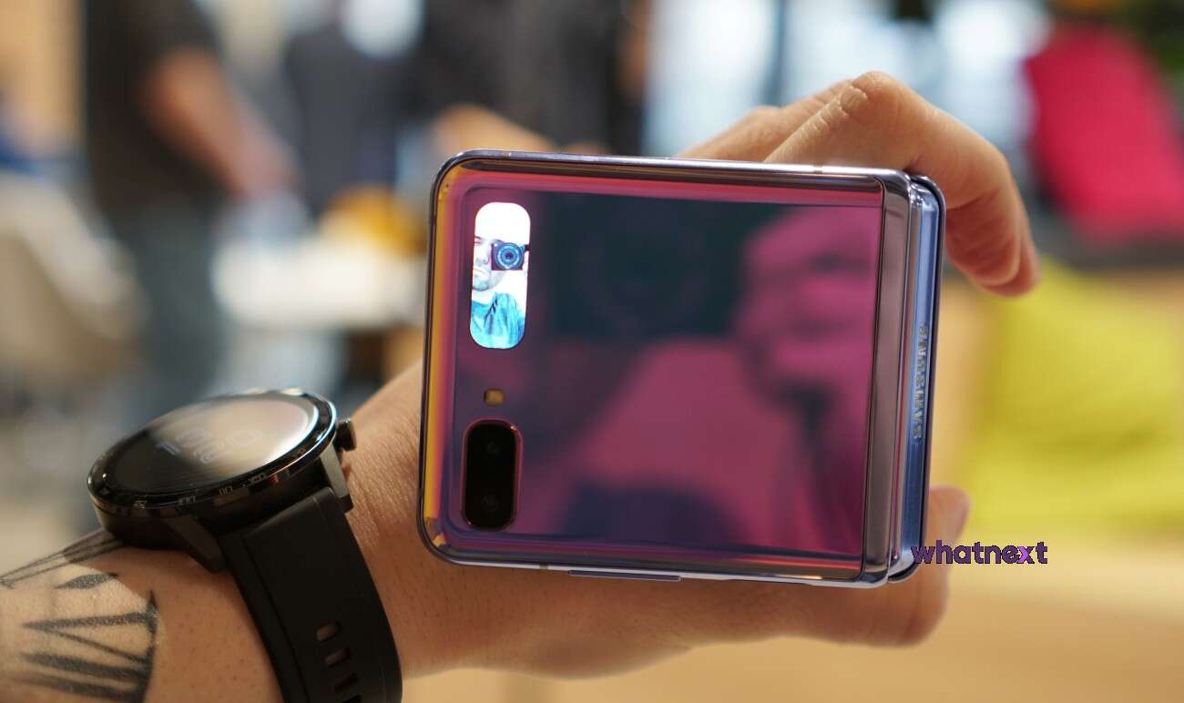 Samsung Galaxy Z Flip - przyszłość smartfonów zamknięta w klapce