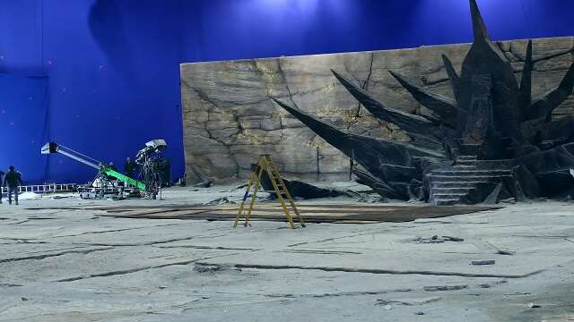 Fascynujące zdjęcia zza kulis filmu Gwiezdne Wojny: Skywalker. Odrodzenie