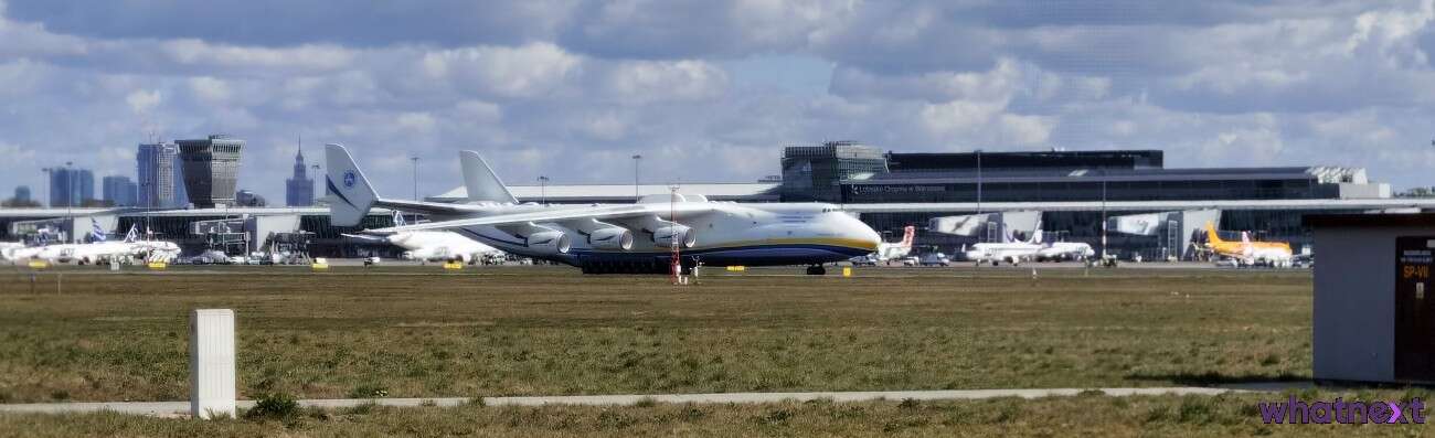 Antonov An-225 - największy samolot świata wylądował w Warszawie