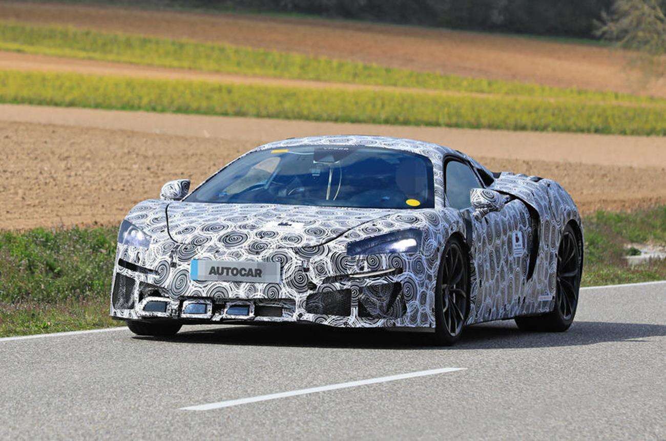 Czy to hybryda McLaren Sports Series?