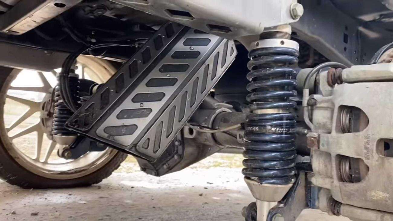 Ford F-350 Super Duty po torturach z 5,9-tonowym betonem