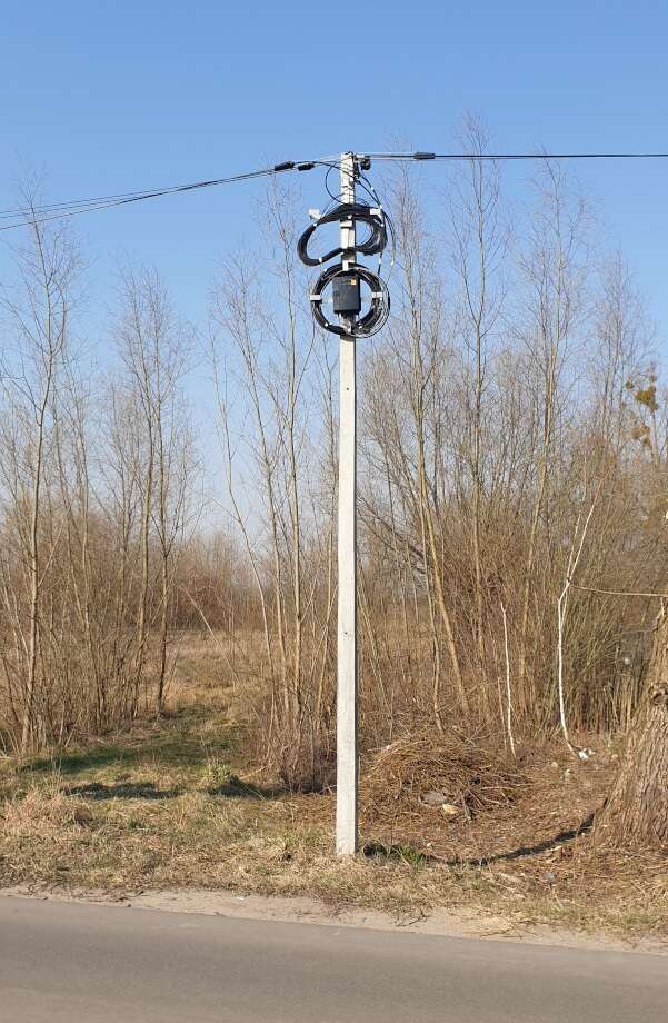 Miał być światłowód, jest Neostrada do 10 Mb/s. Bo dom oficjalnie nie istnieje