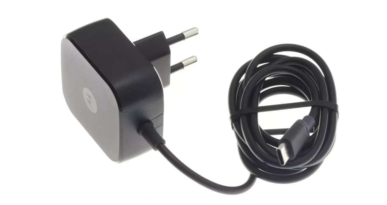 Ładowanie smartfonu 90W ładowarką. Już szaleństwo czy jeszcze rewolucja?