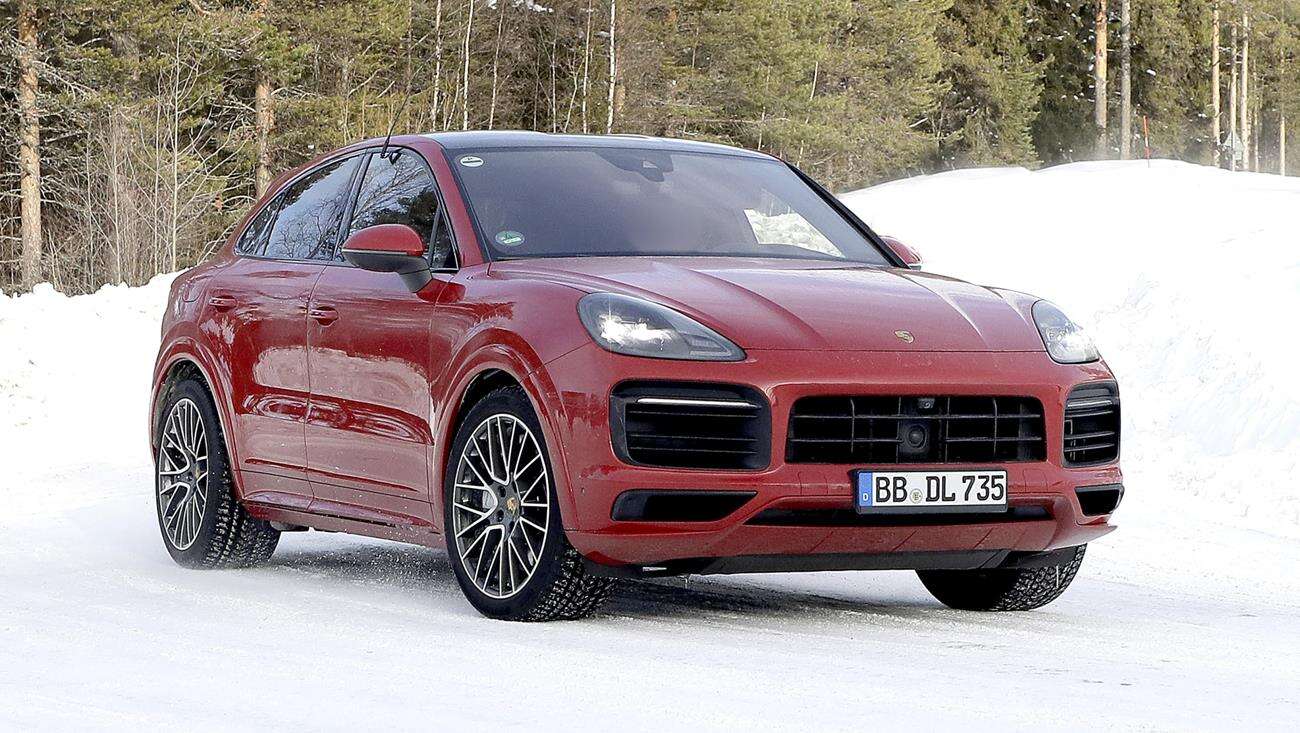 Nowe Porsche Cayenne GTS Coupe w testach
