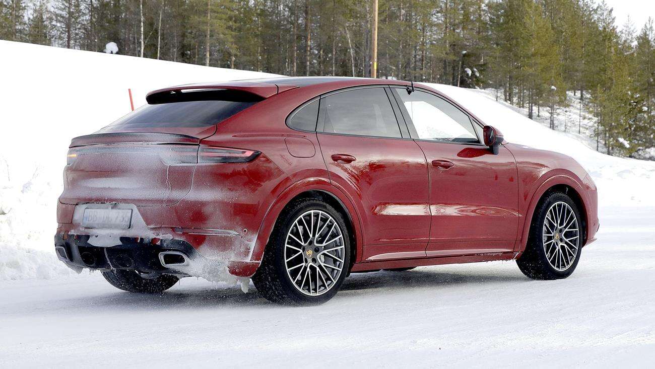Nowe Porsche Cayenne GTS Coupe w testach