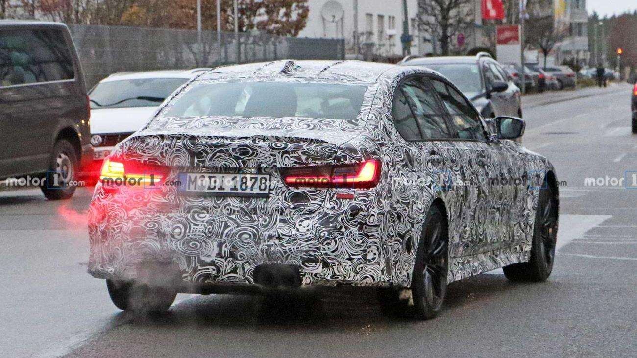 Nowy BMW M3 Sedan w pełnym kamuflażu