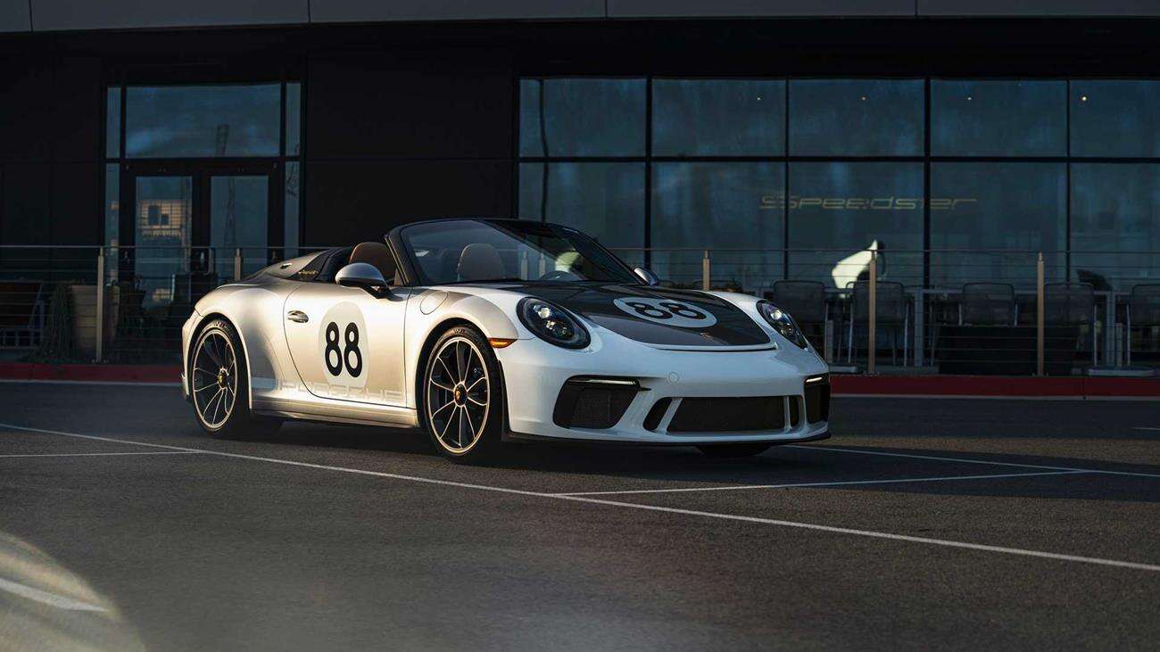 Ostatni wyprodukowany Porsche 911 Speedster zawalczy z koronawirusem