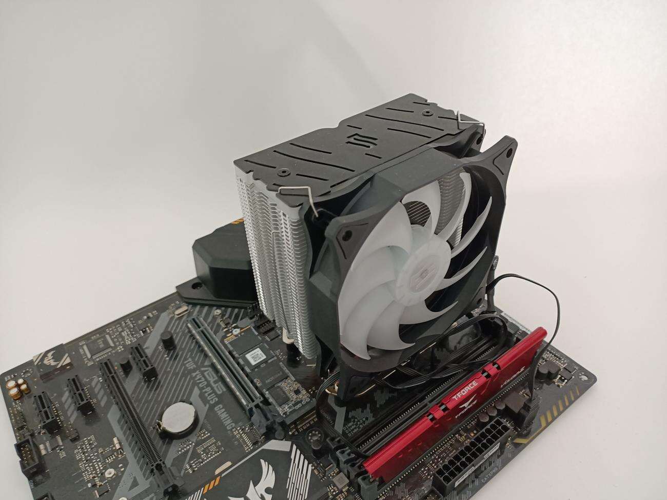 Test Oppo Reno3 - dobre zdjęcia i piękna obudowa w niższej cenie