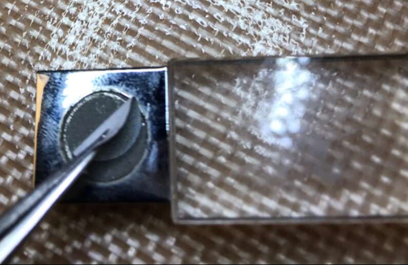 Pendrive ma chronić przed 5G. Za 283 funty