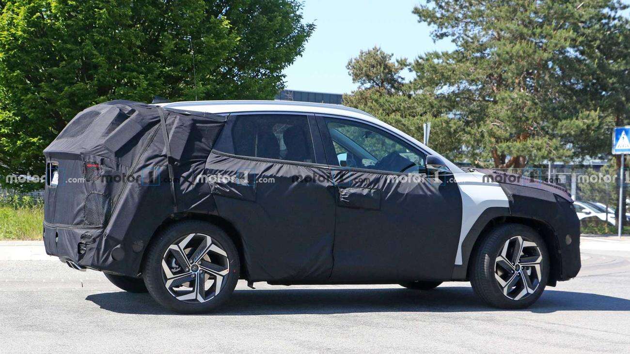 Hyundai Tucson 2021 dostrzeżony w kamuflażu