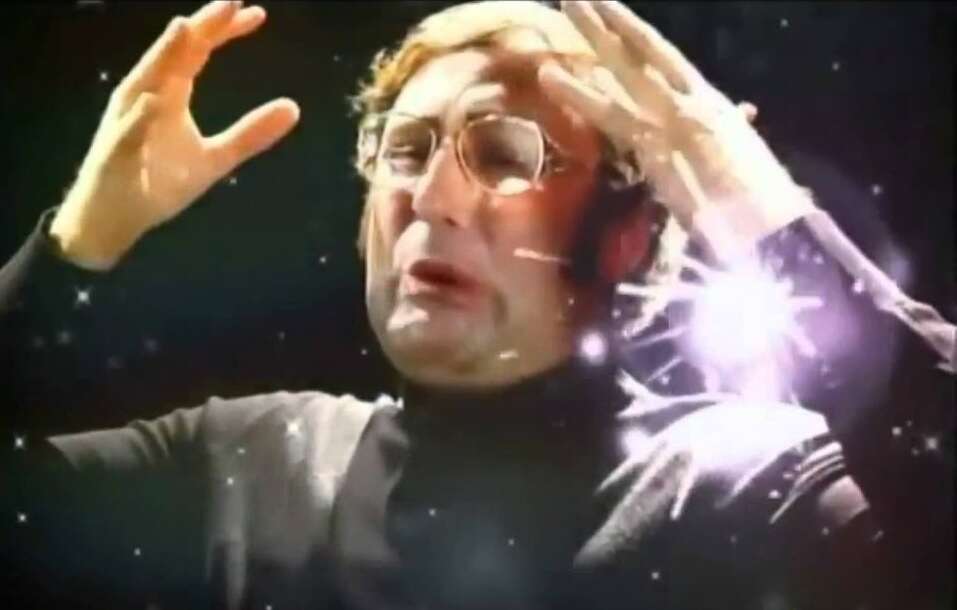 Pendrive ma chronić przed 5G. Za 283 funty