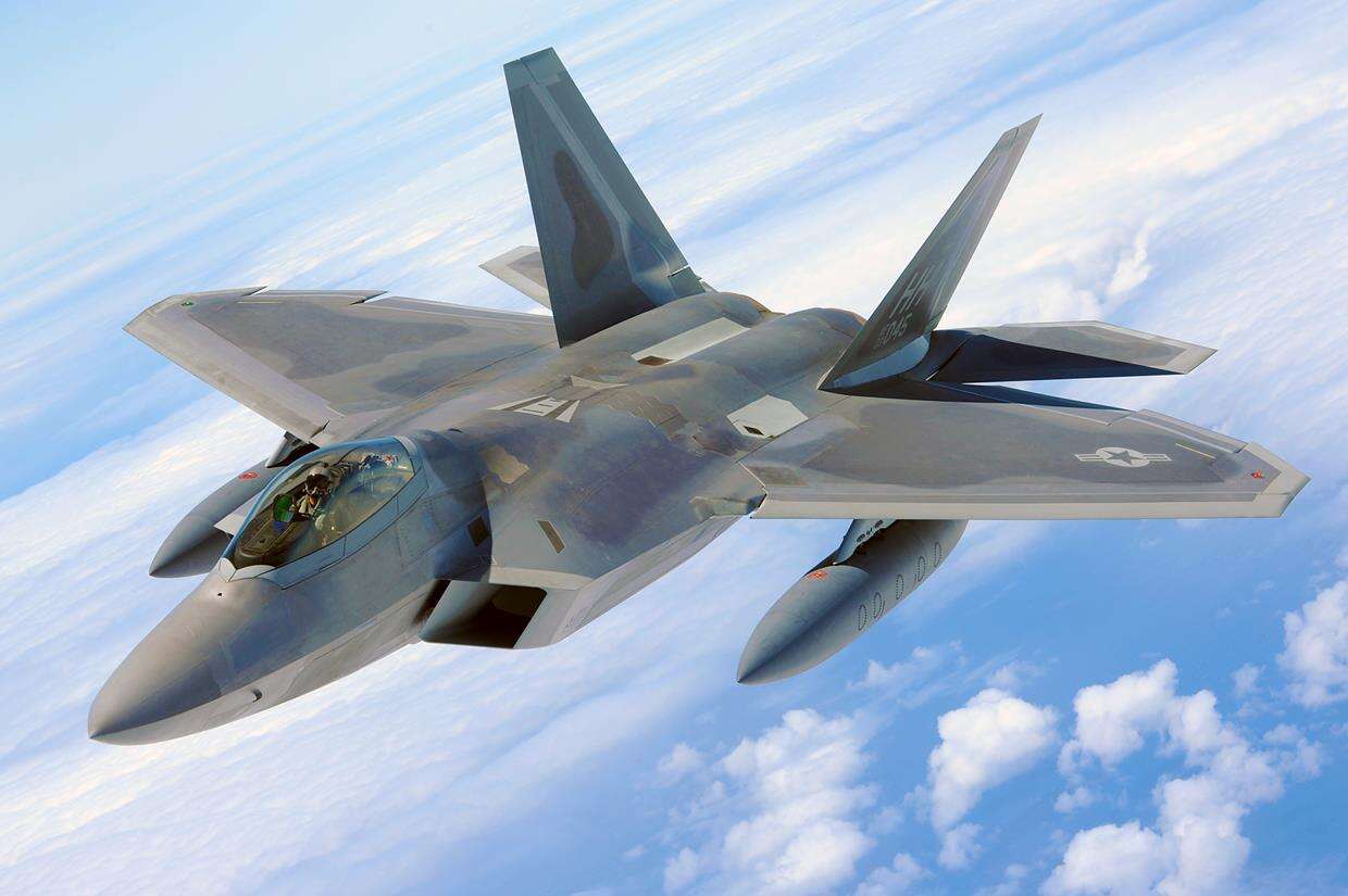 Myśliwiec USA F-22 Raptor rozbił się podczas treningu