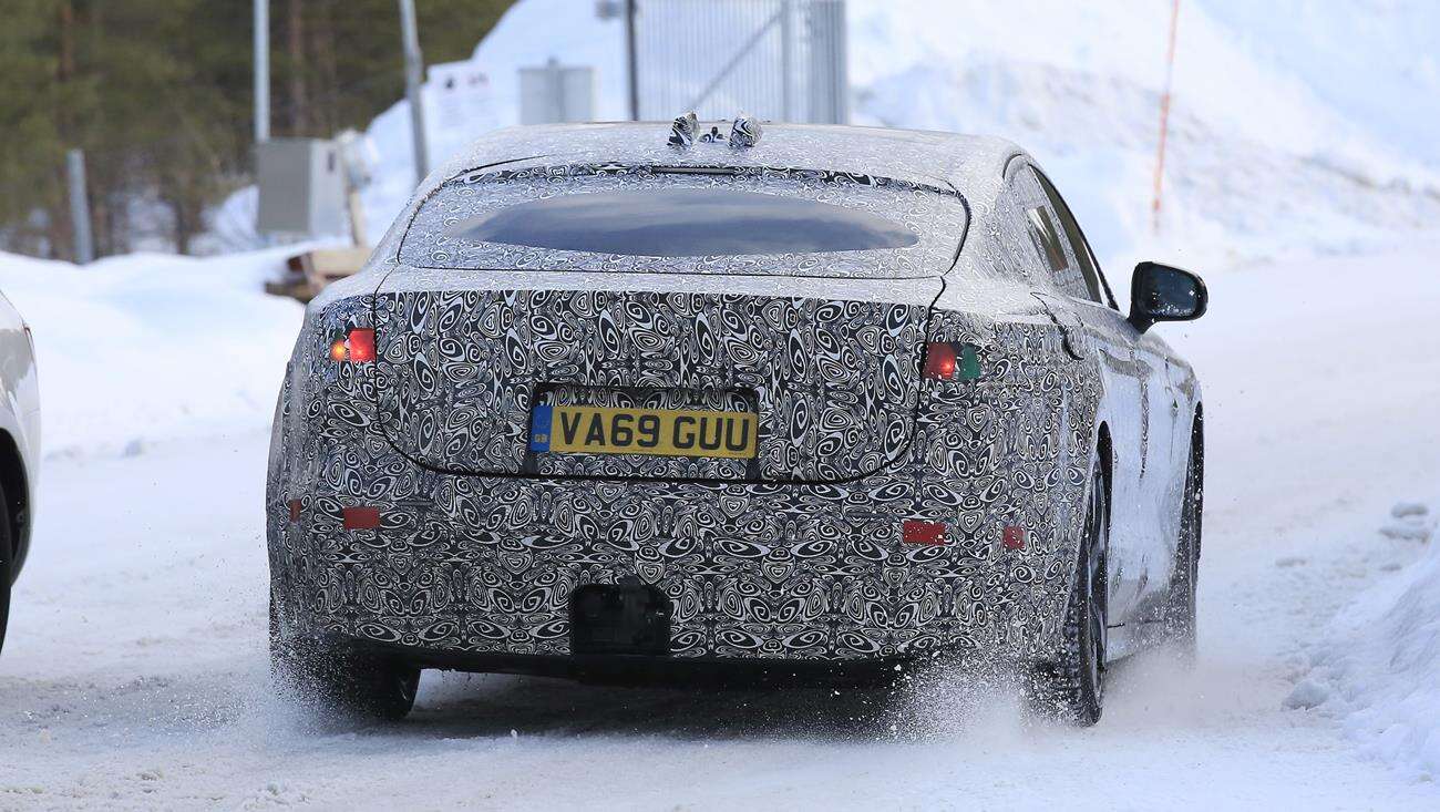 Po nowym Jaguarze XJ nie poznacie jego elektrycznych zapędów