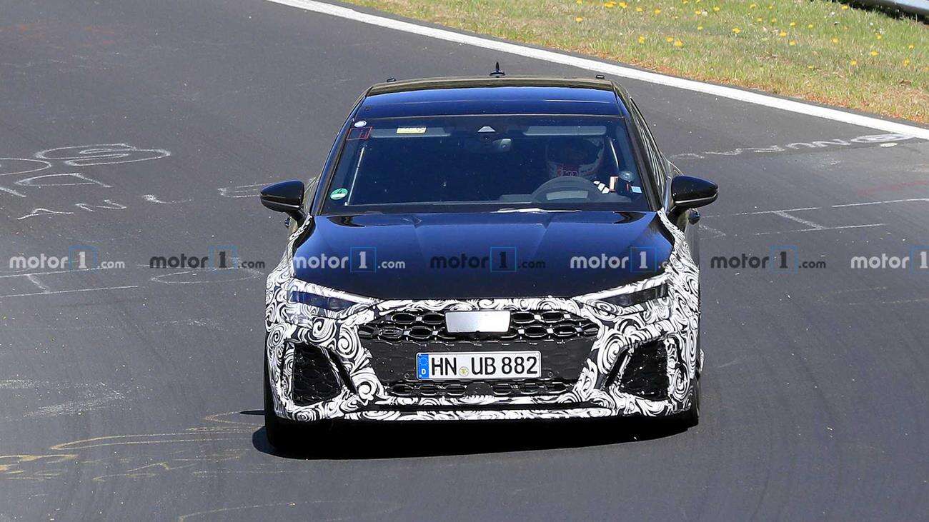 Posłuchajcie nowego Audi RS3 2021 w testach