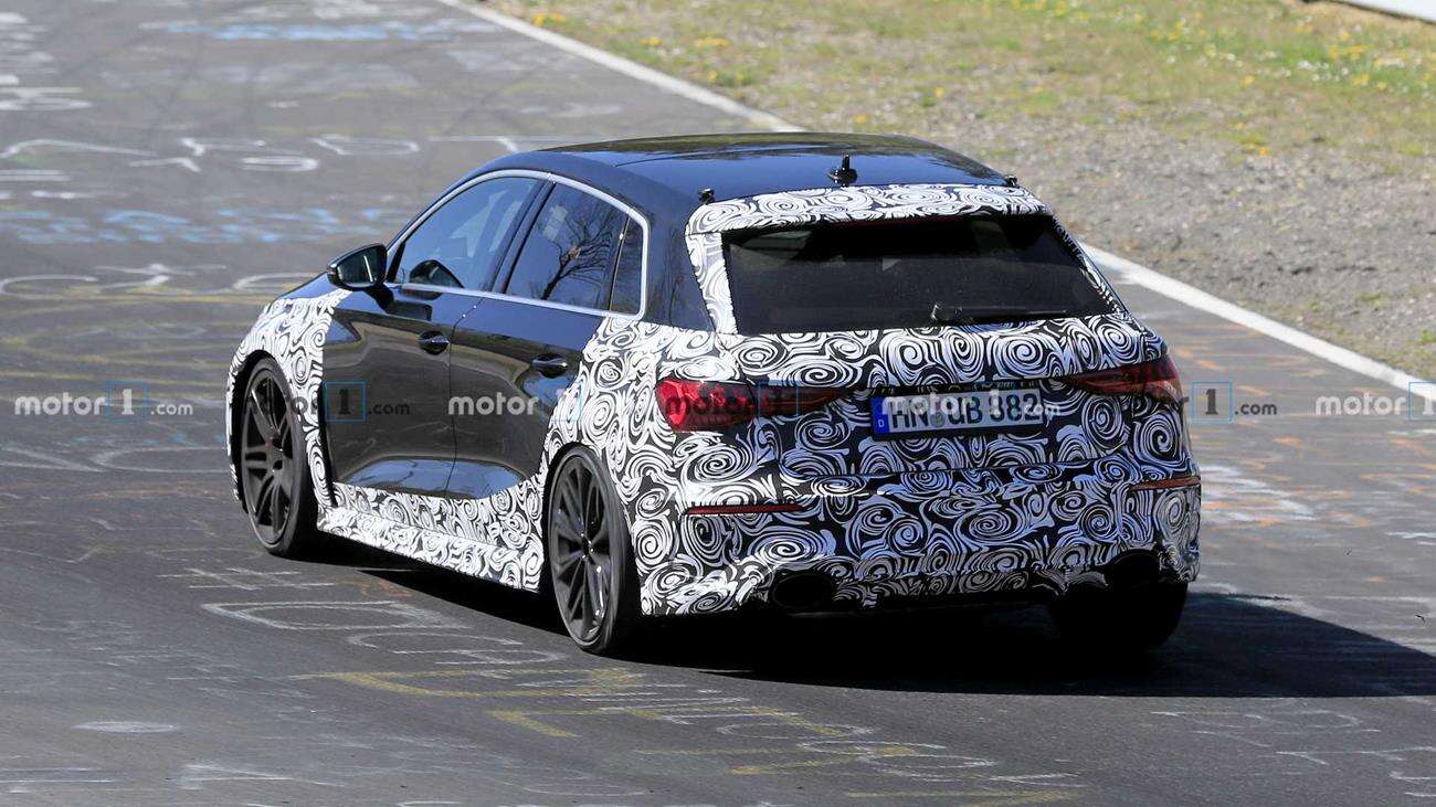 Posłuchajcie nowego Audi RS3 2021 w testach