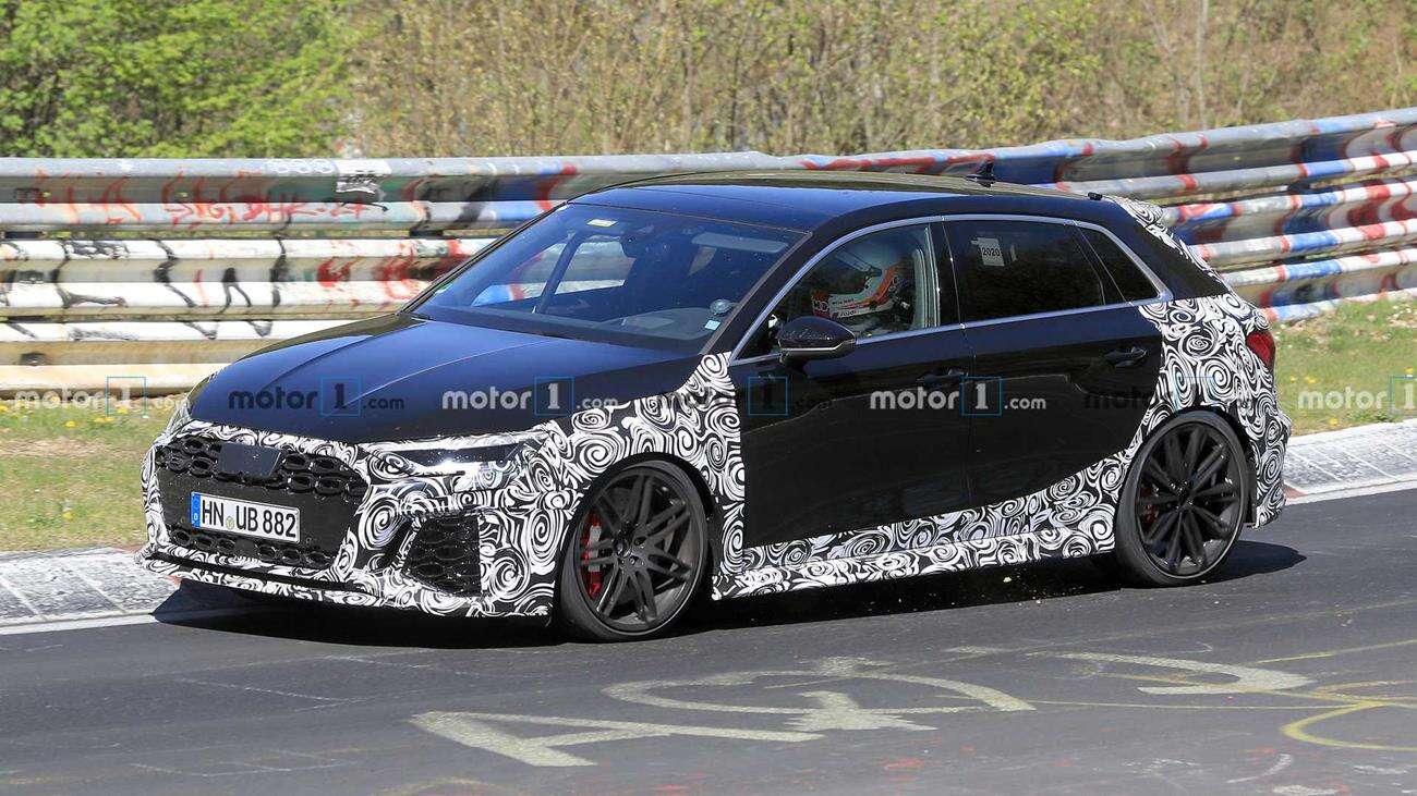 Posłuchajcie nowego Audi RS3 2021 w testach