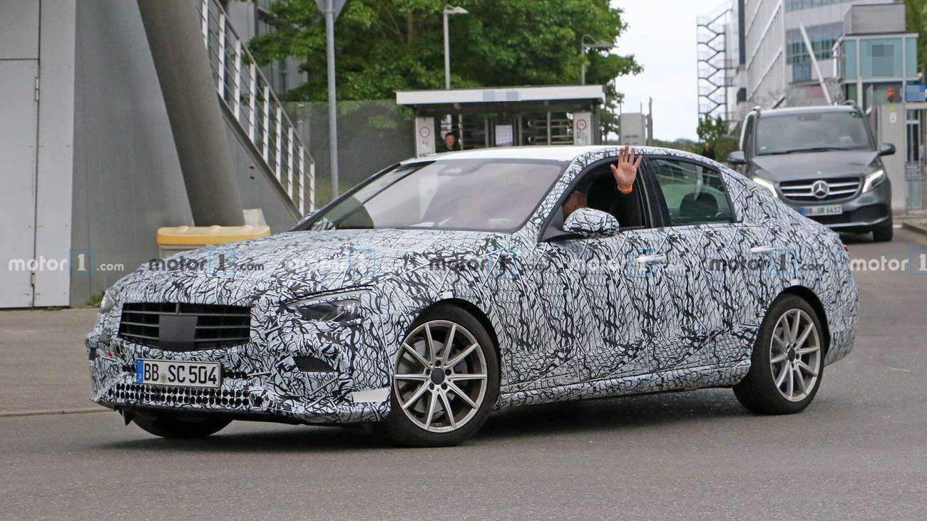 Powitajcie zdjęcia prototypu Mercedesa Klasy C 2021