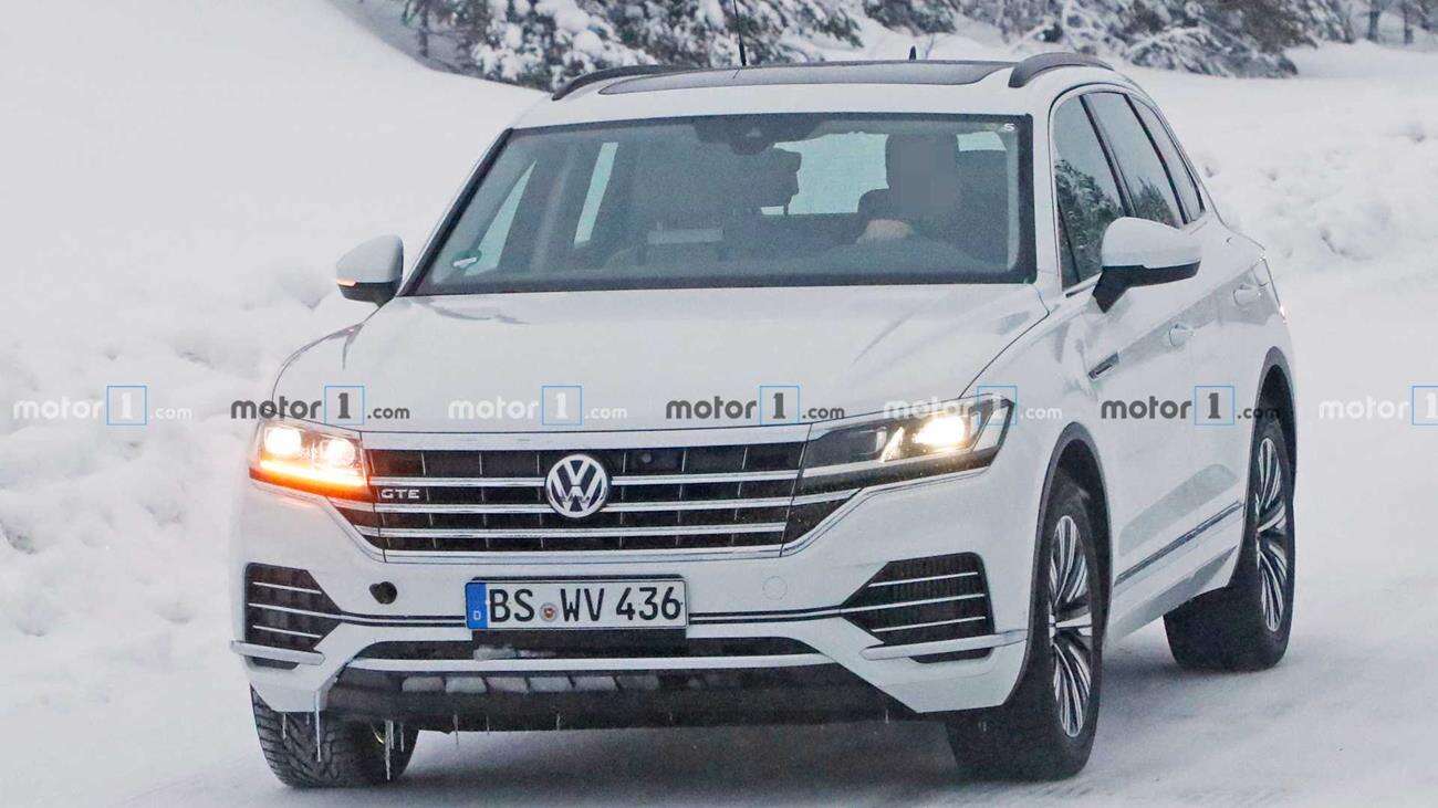 Spójrzcie na VW Touareg GTE bez żadnego kamuflażu