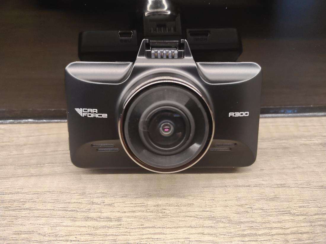 Test wideorejestratora CarForce A300