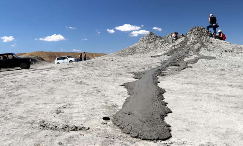 Czym są te tajemnicze struktury na Marsie?