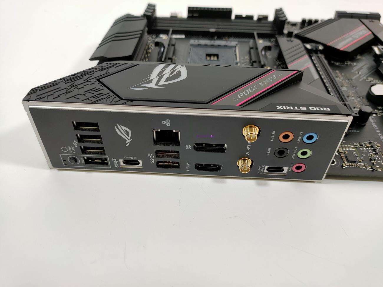 test Asus ROG Strix B550-E Gaming, recenzja Asus ROG Strix B550-E Gaming, review Asus ROG Strix B550-E Gaming, opinia Asus ROG Strix B550-E Gaming