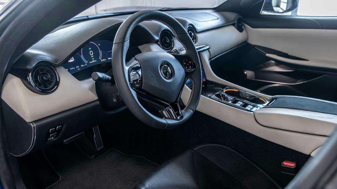 Co nowego w elektrycznym Karma Revero GT 2020?