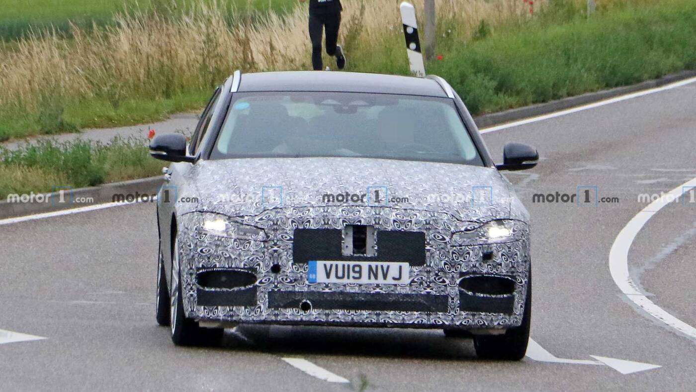 Dwa nowe Jaguary na zdjęciach szpiegowskich