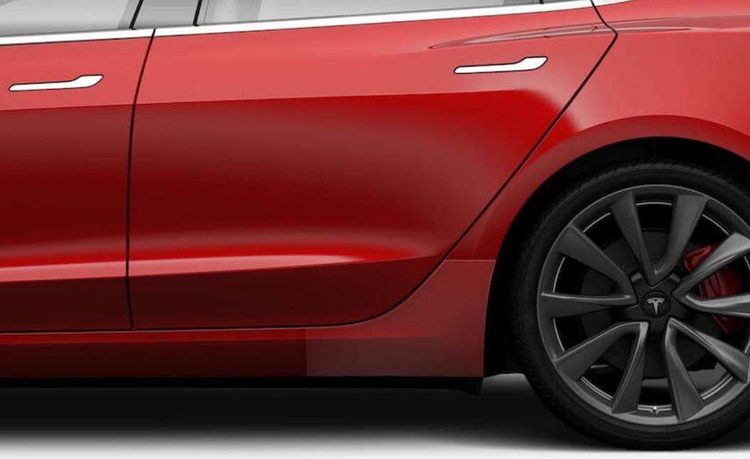 Dwa sposoby na ochronę lakieru Tesli od producenta