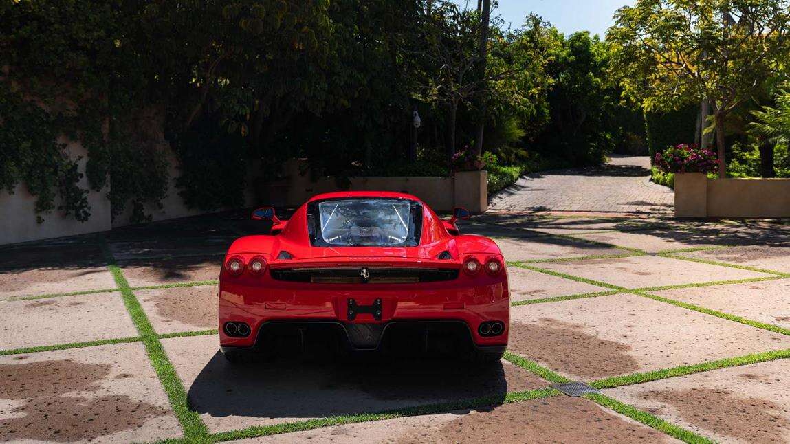 Ferrari Enzo 2003 sprzedało się za rekordową sumę