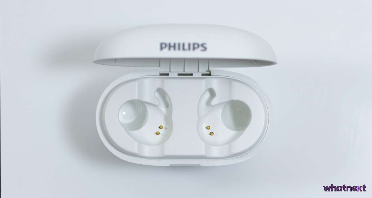 Test Philips UpBeat SHB2515. Świetne słuchawki bluetooth z funkcją powerbanku.