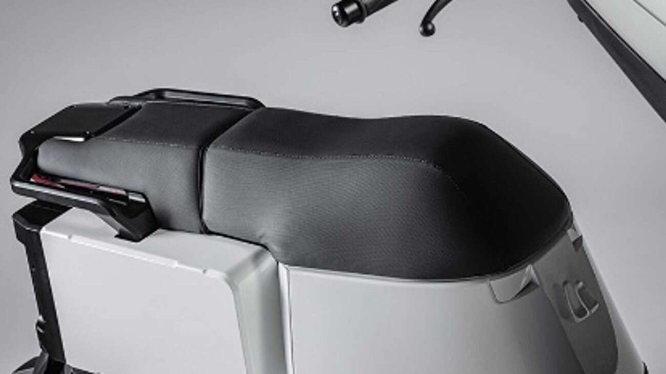 Na widok tych elektrycznych skuterów z Włoch powiecie WoW!