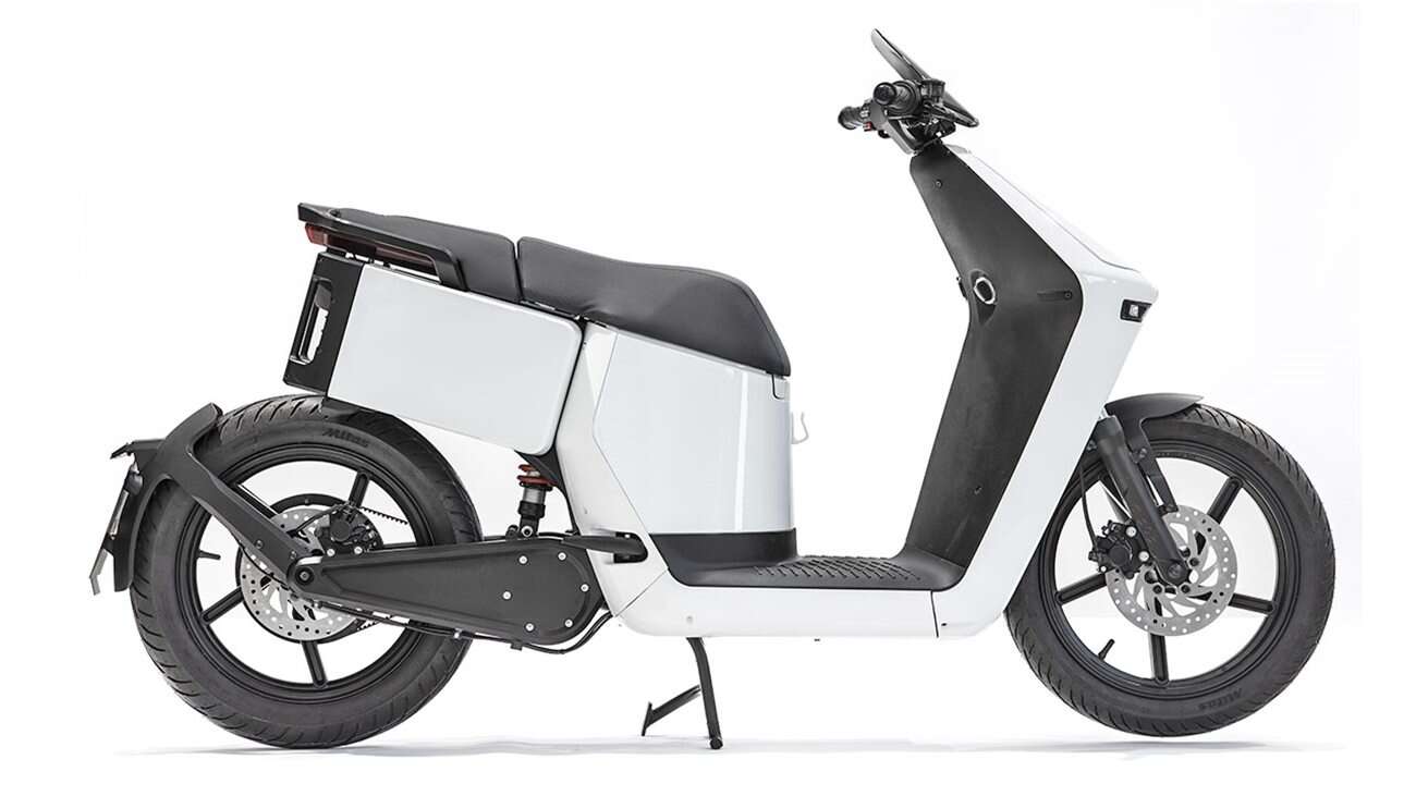 Na widok tych elektrycznych skuterów z Włoch powiecie WoW!