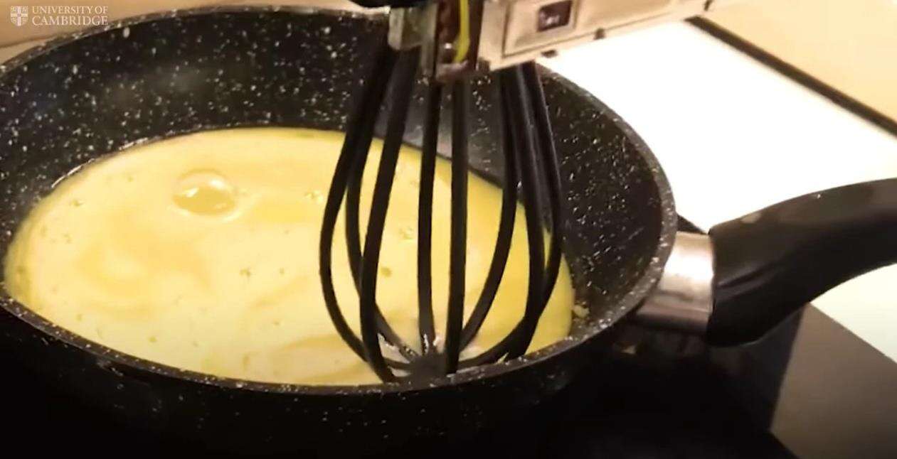 omlet SI, omlet od robota, robot omlet, omlet sztuczna inteligencja