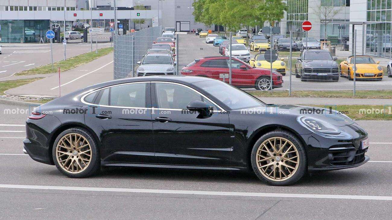 Odświeżone Porsche Panamera na zdjęciach szpiegowskich