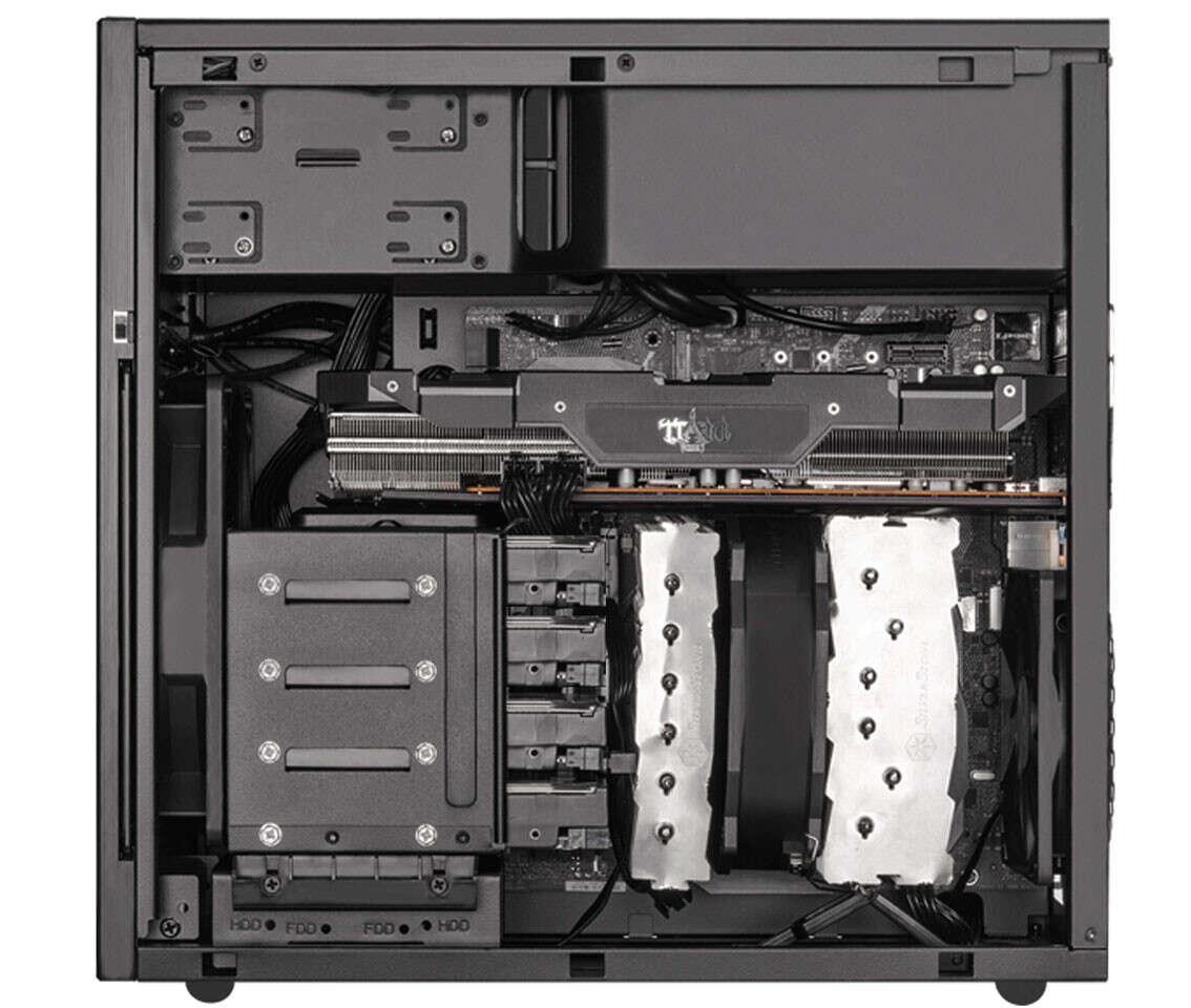 wygląd SilverSTone CS330, specyfikacja SilverSTone CS330