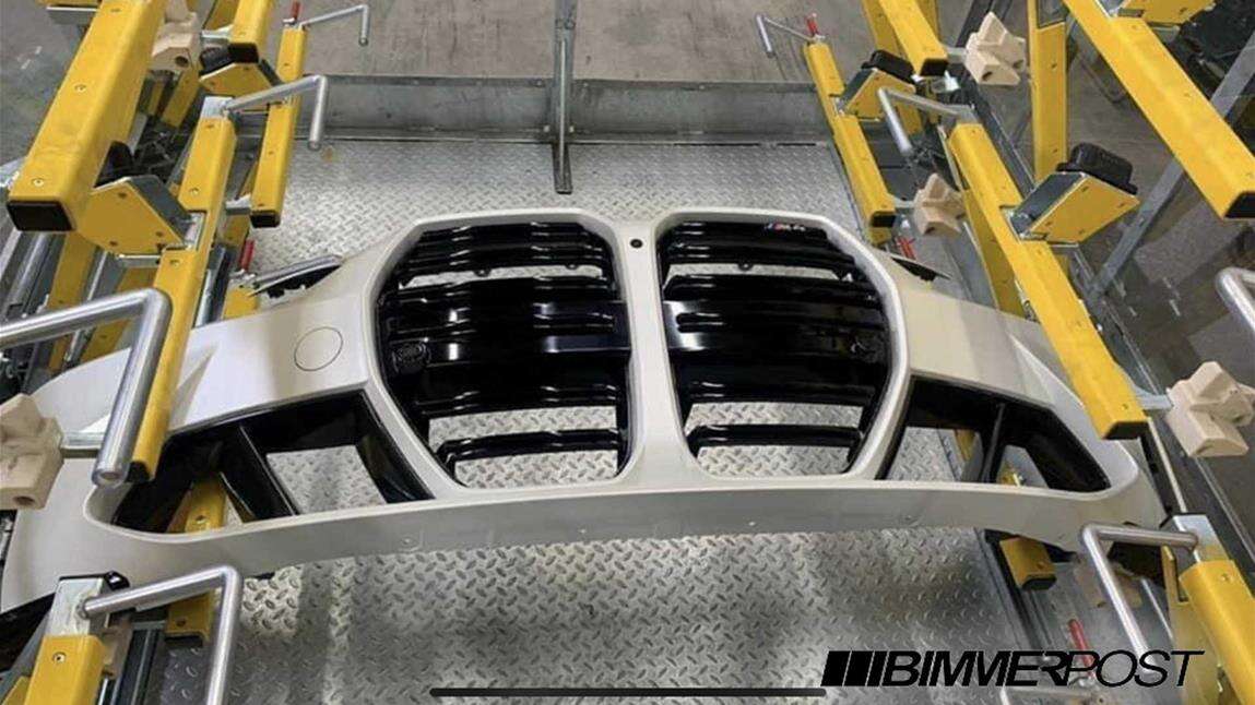 BMW M4 2021, grill BMW M4, maskownica chłodnicy M4 2021, nerki chłodnica BMW M4